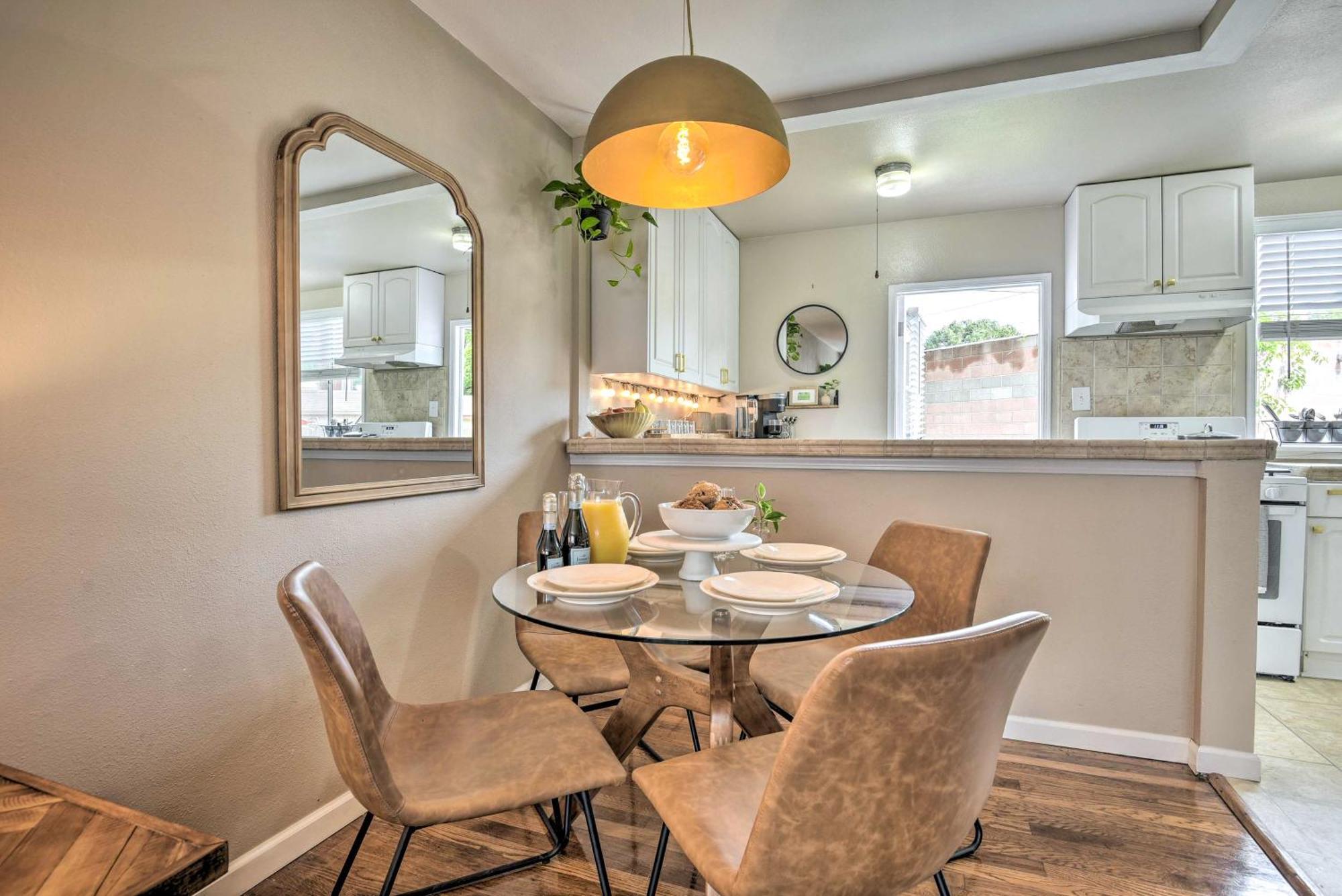 Stylish And Modern Burbank Gem With Private Yard! Villa Kültér fotó